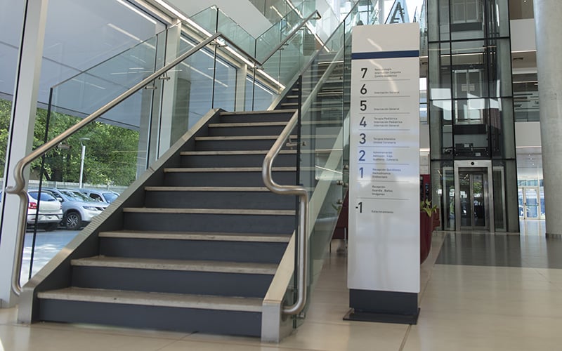 Wayfinding Signage for Government Buildings: Enhancing Accessibility and the User Experience