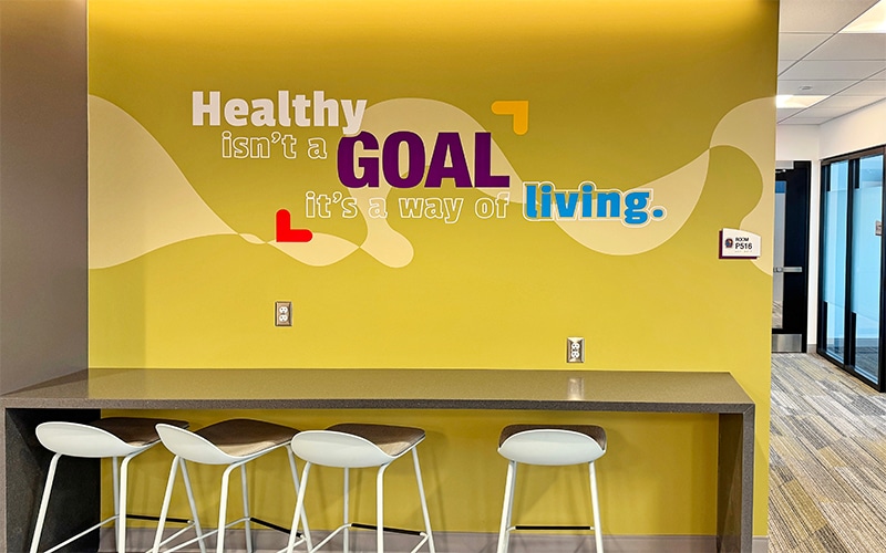 health goal living sign with chairs